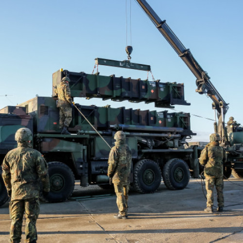 Pentagonul revizuieşte exporturile de arme şi către alte țări, nu numai către Ucraina (The Guardian)