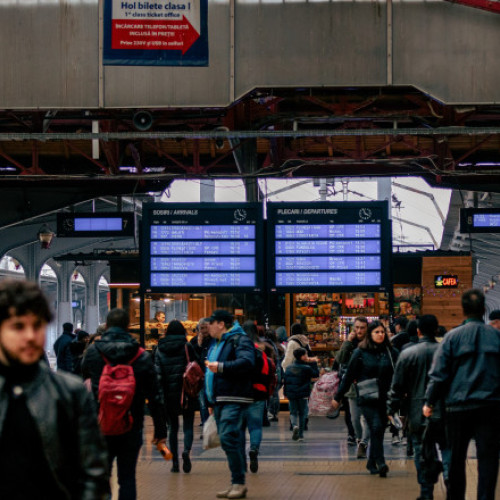 Probleme în Gara de Nord din Bucureşti. Panourile de informare şi camerele de luat vederi nu mai funcționează