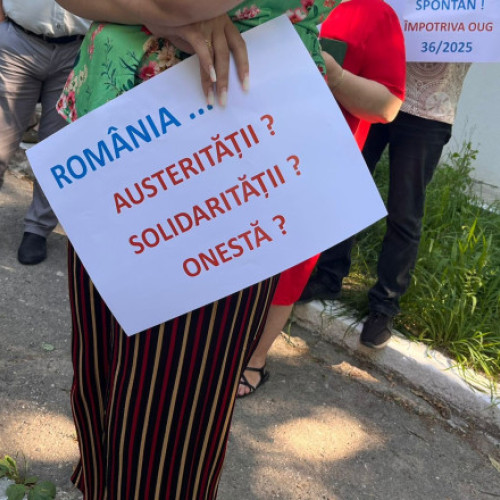 Video Încă o zi de proteste ale bugetarilor. „Sporul de condiții vătămatoare nu reprezintă un privilegiu”. Guvernul are în analiză noi măsuri