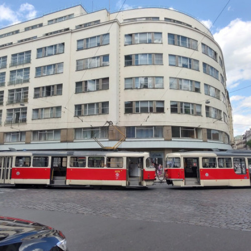 Pană masivă de curent în Republica Cehă. Mai multe linii de tren, metrou și tramvai au fost afectate