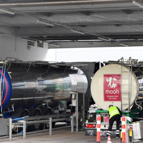 Franța vrea ca UE să impună „bariere tarifare” pentru a face față importurilor de produse din China. „Ne ucid industria”