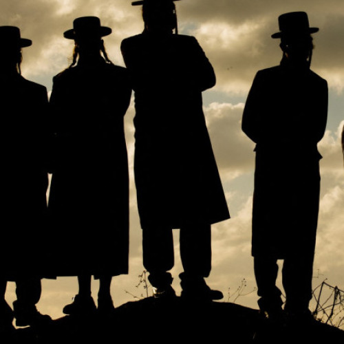 Mii de evrei ultrareligioși vor primi ordine de recrutare de la armata israeliană. O amenințare pentru coaliția guvernamentală