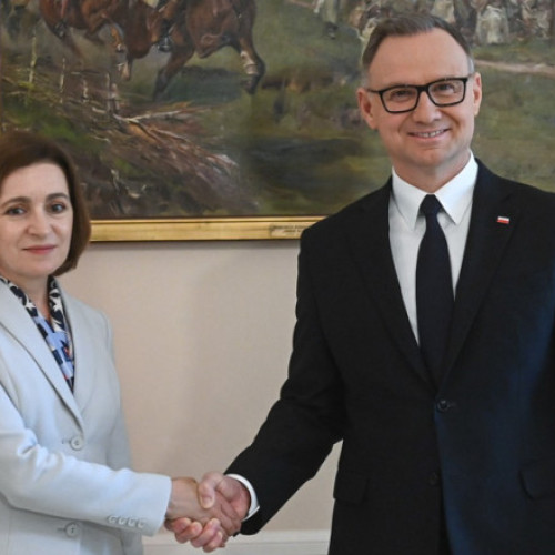 Maia Sandu i-a mulţumit preşedintelui polonez pentru ajutorul acordat Ucrainei: „Ajută la protejarea Moldovei”