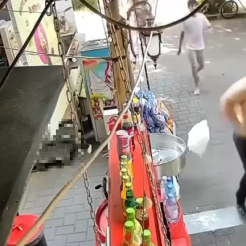 Video Scandal cu cuțite și macete între două clanuri, într-un ștrand din Reghin. Trei minori și șase bărbați au fost reținuți