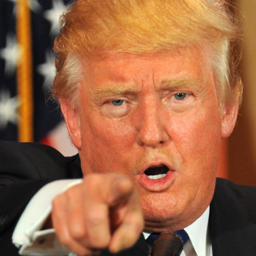 Un drum care duce la reşedinţa lui Trump din Florida a fost redenumit după preşedintele american