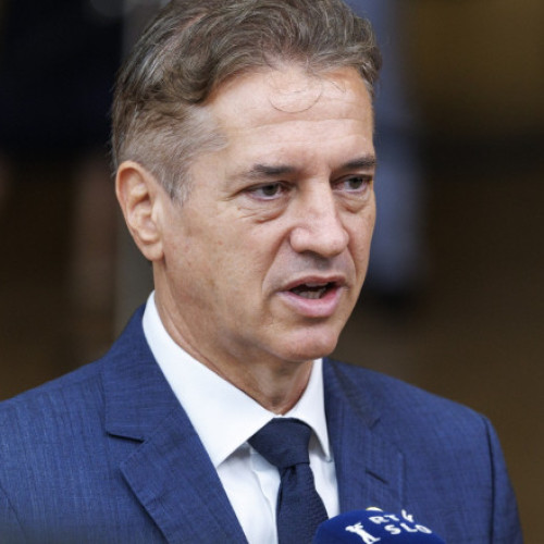 Analiză Uitați de Slovacia și Ungaria. De ce Slovenia ridică problema ieșirii din NATO și ce consecințe ar putea avea acest lucru