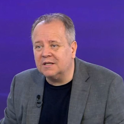 Ce reprezintă conceptele „soft power” și „smart power” și cum pot politicienii să recâştige încrederea cetăţenilor