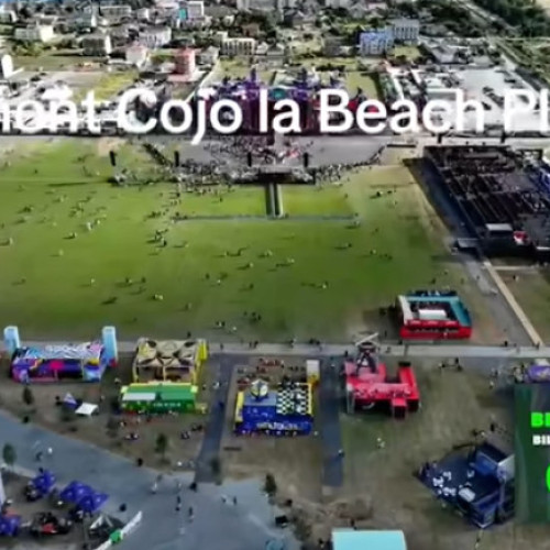 Video Moment manifest împotriva violenței femeilor. Ce mesaj a transmis de pe scenă artistul COJO: Nu faceți glume proaste