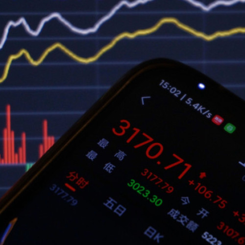 Tarifele lui Donald Trump lovesc puternic în pieţele bursiere europene. Scăderea înregistrată după anunțul liderului de la Casa Albă