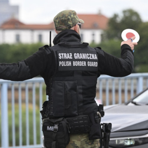 Polonia a expulzat 13 cetățeni din Republica Moldova. Ce motive au avut autoritățile de la Varșovia