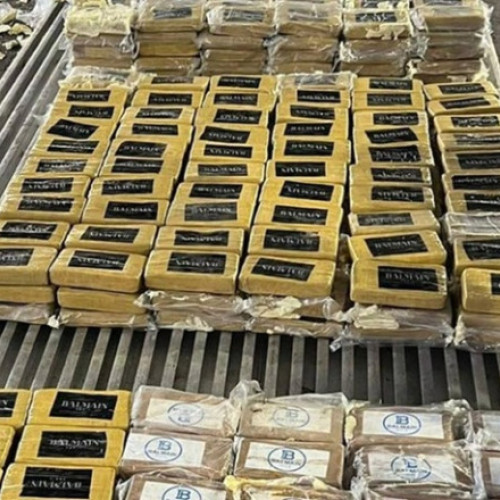 820 de kilograme de cocaină, capturate la intrarea în Rusia. Stupefiantele erau ascunse în containere cu banane