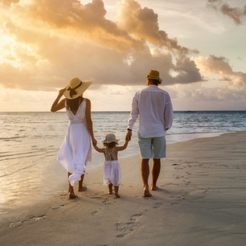 Video Concediu pe lângă casă. Unu din doi români nu își permite să meargă în vacanță: „Marea am văzut-o doar la televizor”