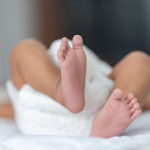 Caz şocant în Franţa: Un bebeluş de 4 luni a fost testat pozitiv la cocaină. Părinţii au fost puşi sub acuzare