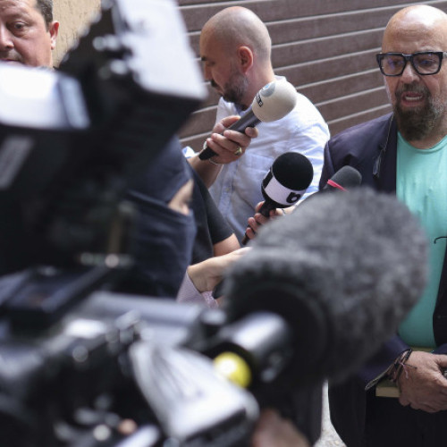 News Alert Noi detalii din dosarul lui Cristian Popescu Piedone de la DNA. Șeful ANPC, către un angajat: „Vezi și tu care bucătărie e mai țiplă”