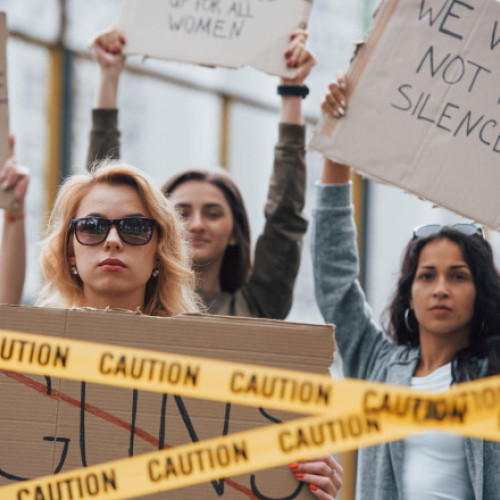 Închisoare pe viață pentru femicid. Senatul italian a adoptat legea care înăsprește pedepsele pentru crimele din ură de gen