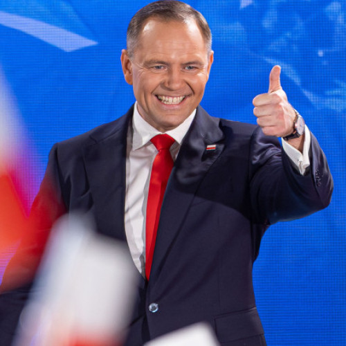 Trump îl laudă pe președintele ales al Poloniei, Karol Nawrocki, și distribuie videoclipuri cu proteste anti-migrație