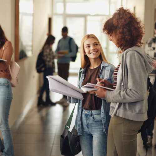 Cele mai bune licee din București, după ultima medie de intrare. Broșura de admitere pentru anul școlar 2025-2026