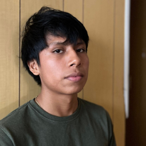 Video Adolescent american, trântit la pământ, amenințat cu pistol cu electroșocuri și arestat. „Nu ai niciun drept aici. Ești un «migo»”