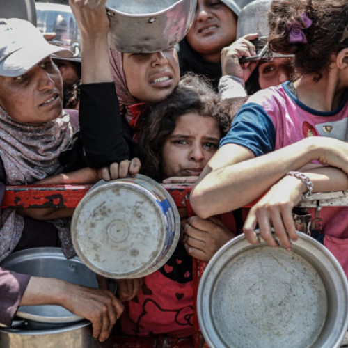 O fetiţă de doar 5 luni din Gaza a murit de foame. Esraa cântărea mai puţin decât la naştere