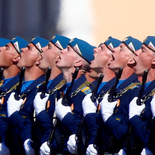 Analiză Paradox în fieful lui Vladimir Putin: majoritatea rușilor nu vor să fie soldați, dar nici nu se opun războiului, arată un sondaj