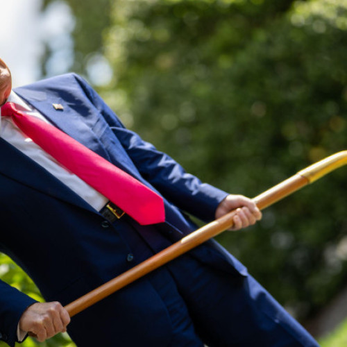 Trump este furios. Scandalul Epstein îi dă peste cap agenda. „Departamentul Justiţiei şi FBI-ul sunt pe punctul de a ceda nervos” (WP)