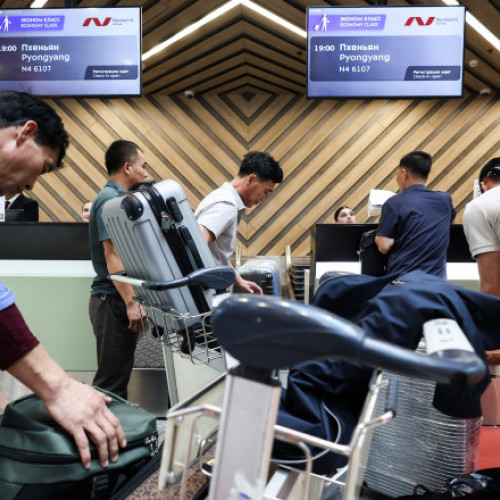 Turiștii ruși, confruntați cu puține opțiuni, zboară direct de la Moscova la Phenian, în timp ce Kievul perturbă spațiul aerian rusesc