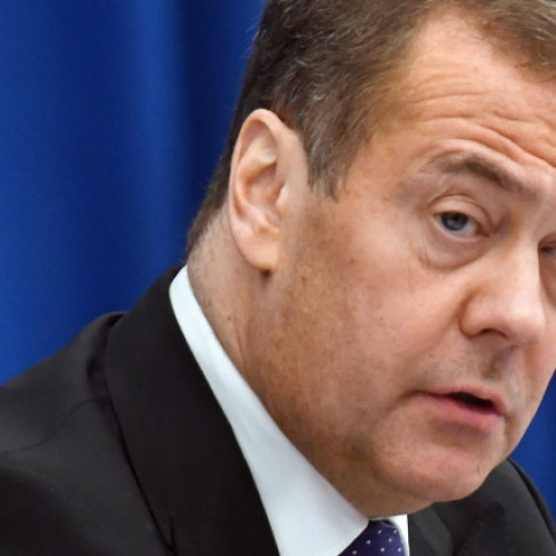 Medvedev, despre înțelegerea comercială Trump-Uniunea Europeană: „A şters pe jos cu UE, dar este un acord antirus”