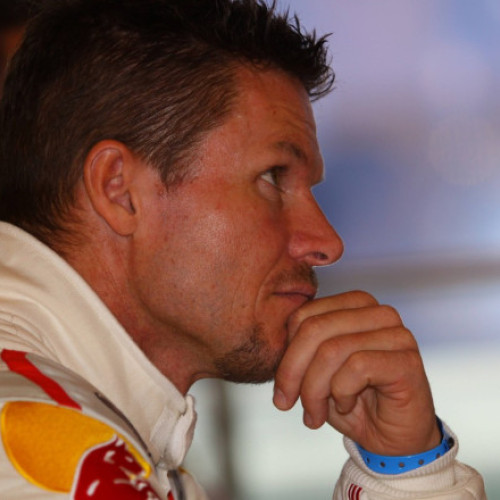 Familia, prietenii și fanii lui Felix Baumgartner își iau adio de la celebrul sportiv mort într-un accident cu parapanta