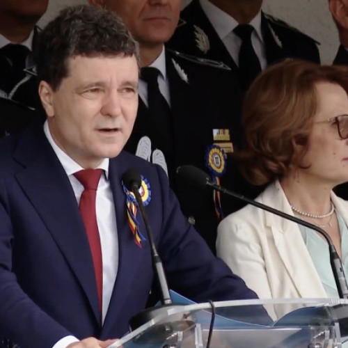 Video Nicușor Dan, către absolvenții de la Academia de Poliție: Încrederea românilor în stat vine din încrederea în interfața lui