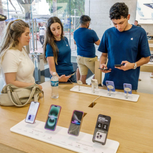 China nu mai este principalul exportator de smartphone-uri către SUA. Ce țară ocupă acum locul 1. „Creșterea este spectaculoasă”