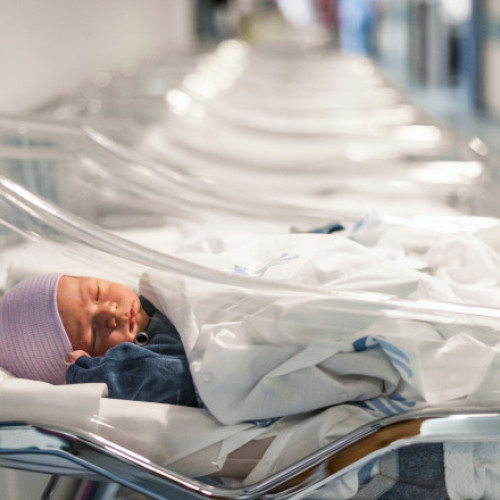 A treia bancă de lapte matern din România, găzduită de Maternitatea din Sibiu