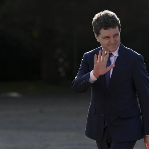 Ce a răspuns Nicuşor Dan, întrebat dacă a dat vreodată „șpagă de supravieţuire” ca Dragoș Anastasiu