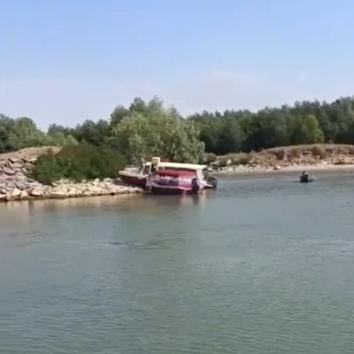 Militarul care conducea barca răsturnată în Delta Dunării a fost reținut. 4 oameni au murit în accident