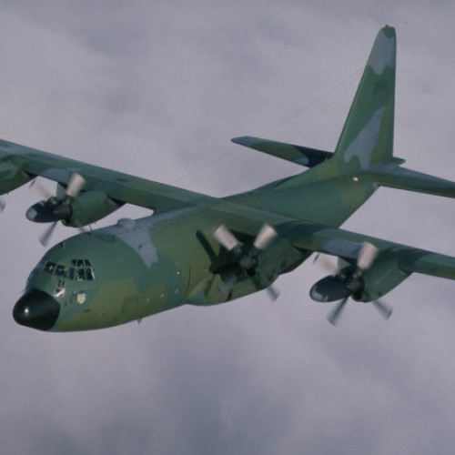 Misiune umanitară: 12 copii palestinieni şi 36 de rude ale acestora, evacuaţi din Israel cu un avion al Forţelor Aeriene Române