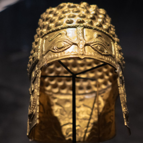 Furtul tezarului dacic din Muzeul Drents. Au fost găsite urme de aur într-o geantă sport pe care au folosit-o suspecții