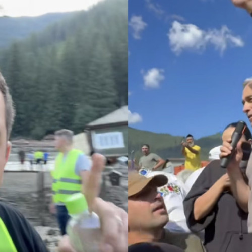 Video&Foto „Cursa” Simion–Georgescu prin zonele inundate: fanfară militară și mers la biserică. Cei doi au venit separat, nu s-au întâlnit