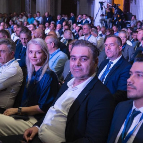 În timp ce guvernul promite decuplarea politicului de la companiile de stat, un șef PNL tocmai ce a adunat a patra funcție în stat