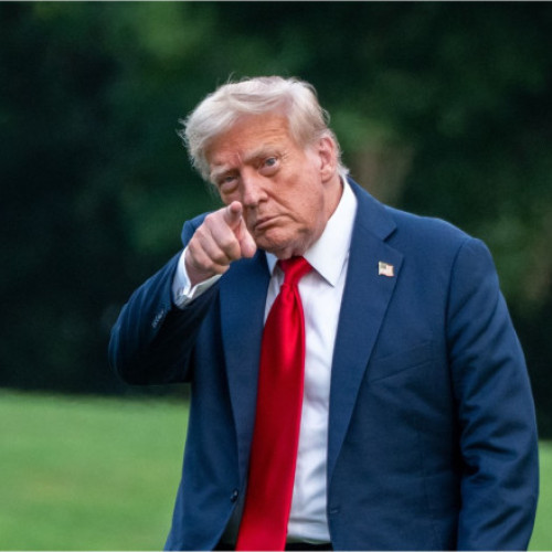 News Alert Trump, reacție la declarațiile provocatoare ale lui Medvedev: „Am ordonat poziționarea a două submarine nucleare” în apropierea Rusiei