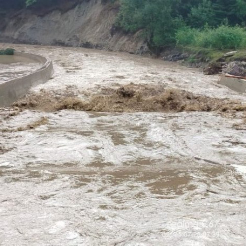 După Romsilva, urmează reorganizarea la Apele Române / Pierderi de sute de milioane de euro, bani europeni, pentru că nu s-au făcut diguri și baraje