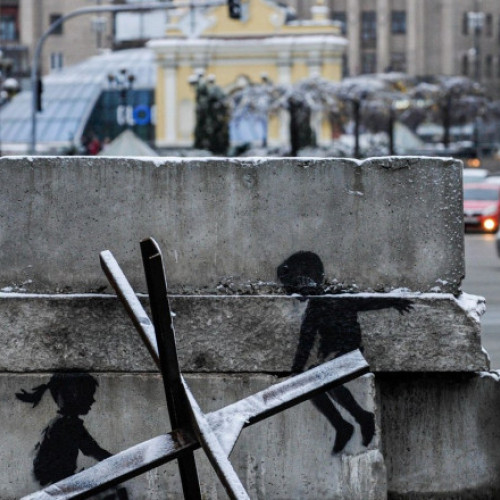 „Uciși acasă, la școală sau în spital”. Sute de copii ucraineni mor în atacuri rusești. „Bombardarea zonelor civile e crimă de război”