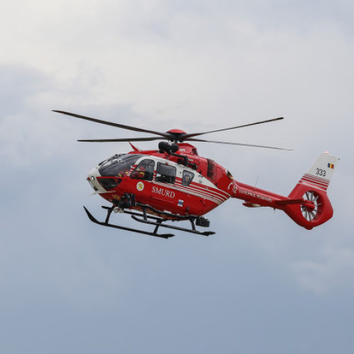 Accident grav pe DN 76, în judeţul Bihor: Un bărbat a murit, o femeie a fost resuscitată şi preluată de elicopterul SMURD