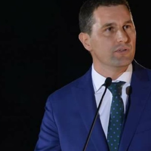 Video Propunerea UDMR pentru eficientizarea companiilor de stat: autoritățile locale să poată comasa servicii. Explicațiile lui Tanczos Barna