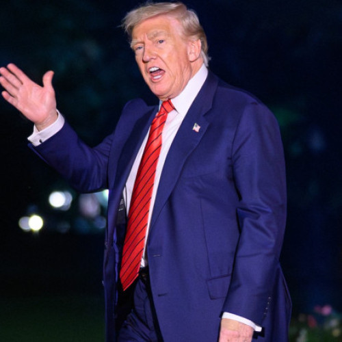 Donald Trump a încercat să răspundă la întrebarea dacă va candida pentru un al treilea mandat. „Am cele mai bune cifre în sondaje”