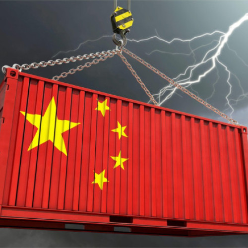 China ironizează modelul economic american: „Consum mare, depozite bancare mici”