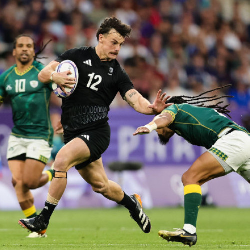 Un jucător de rugby din Noua Zeelandă era să rateze prima selecție la naționala All Blacks, după ce câinele i-a mâncat pașaportul