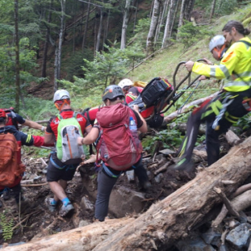 Un bărbat de 39 de ani a murit în Munţii Făgăraş