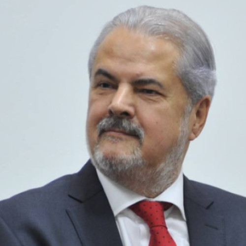 Adrian Năstase este supărat pe românii care n-au ținut doliu pentru Ion Iliescu și îi numește „progresiști”