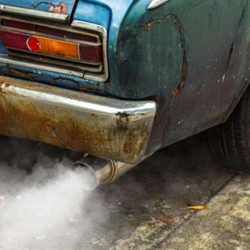 Video Impozitele auto ar putea crește cu până la 30% de anul viitor. Proprietarii de mașini vechi, cei mai afectați