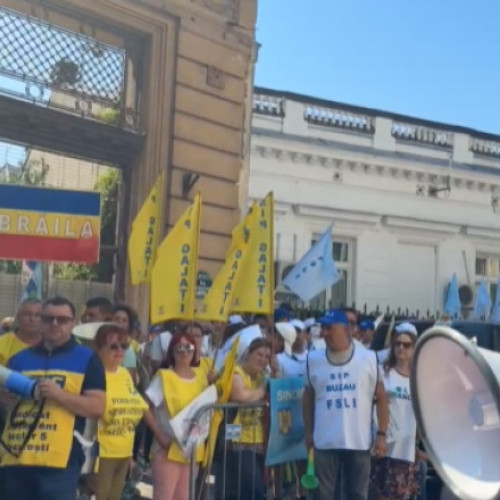 Video Sindicatele din Educație vor boicota începutul anului școlar: au discutat cu Bolojan, dar premierul nu pare să fi auzit ce i-au cerut