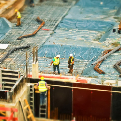 Analiză: Doar 4% din proiectele „Anghel Saligny”, finalizate în 4 ani. Nici jumătate din bani nu s-au decontat. PSD, lider la alocări